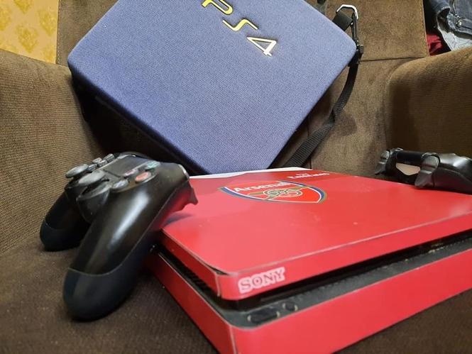 ( ps4 ) ۴پلی استیشن