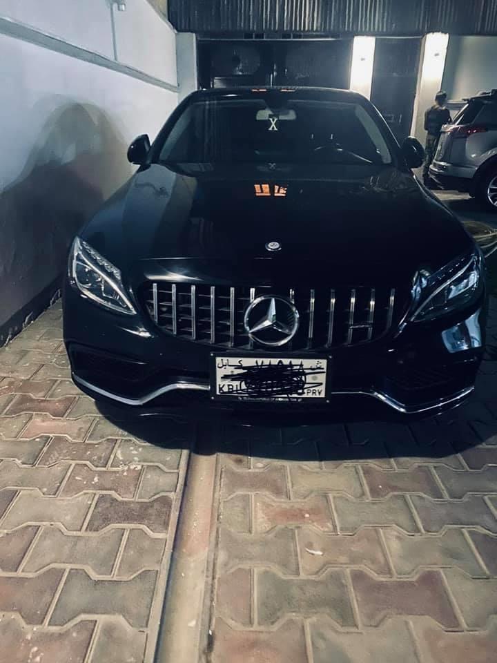 Mercedes-Benz-2016