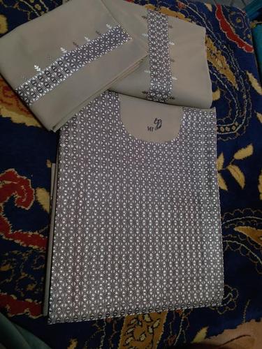 لاسی چارکونجه مکمل سیټ ښایسته رنګ کی په قیمت ارزانه 12000
