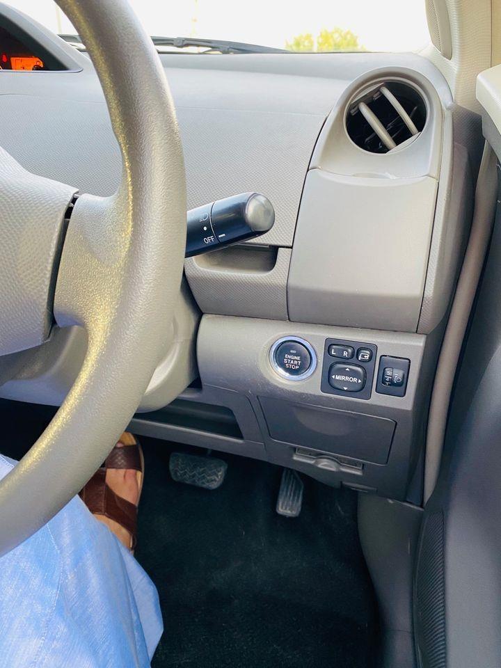 Vitz-2010-نواریده-د-چلو-په-زمانت