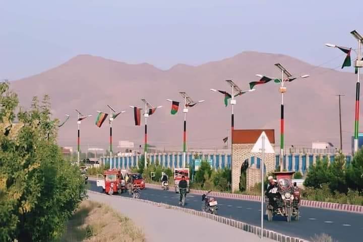 زمين-فروش