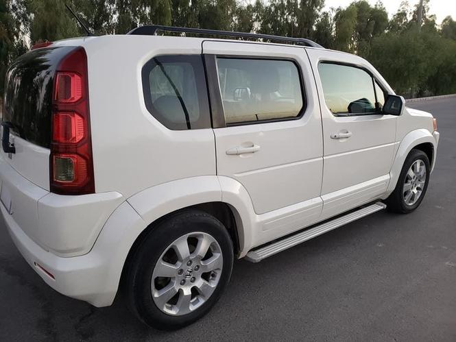 کراس رود مادل: 2007.رنګ پلوایت"شه نوی ثابته موتر