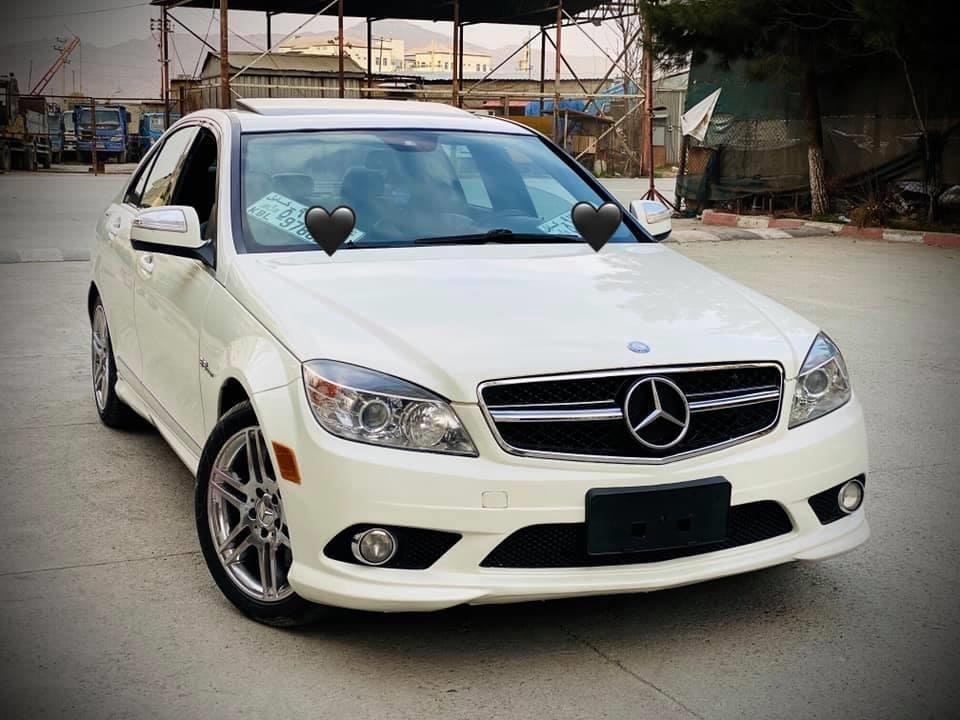Mercedes-Benz-2008-c300-full-option
