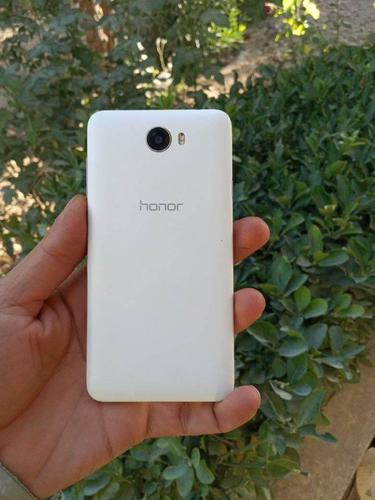 فروش گوشی honorاصلی همه کارش چک درعدنوصفر16حافظه