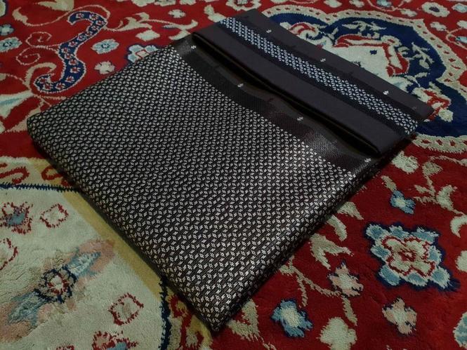 ښایسته رنک چوکاټی غاړه راغلی ده نوی نخشه اواصلی 5متره ټوکر