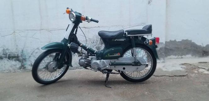 یو دانه 50cc موتر سیکل خرسوم اسناد داره 0703824199 تلفن نمب