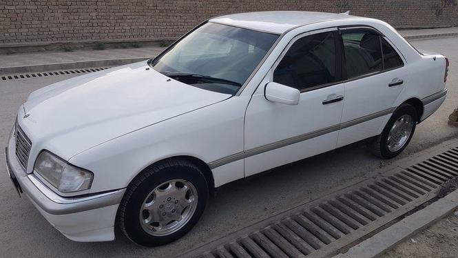 فروش عاجل مرسدیس بنز 1995