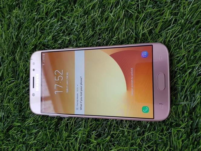سامسونگ گلکسی j5 pro 2 sim 2017 بسیار ثابت 0786256975