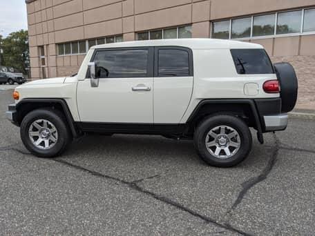 2014-toyota-fj-cruiser