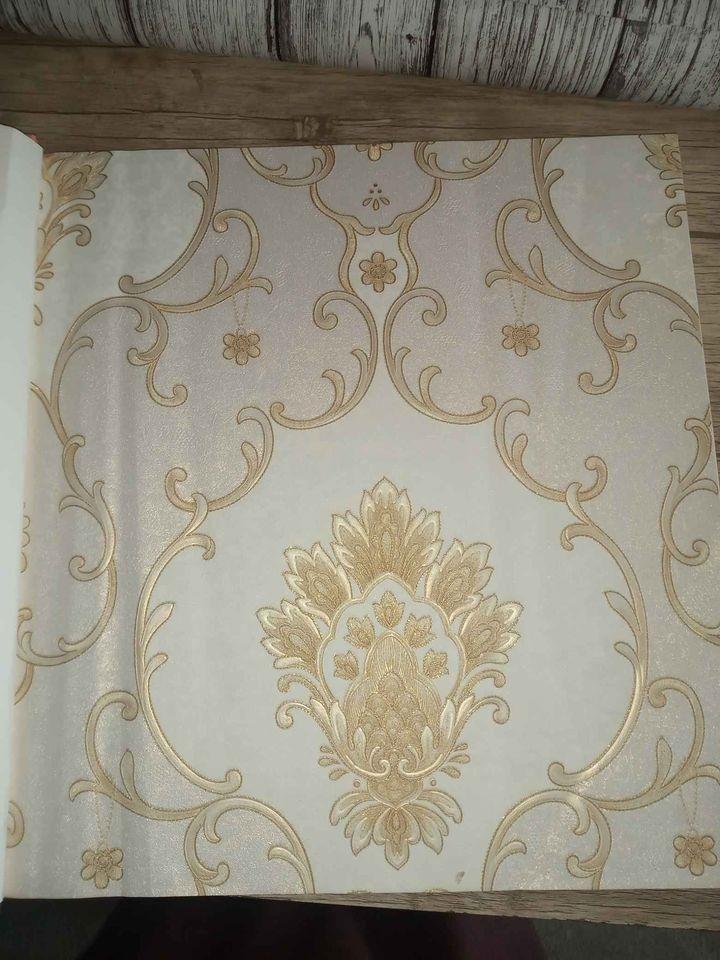 کاغذ-دیواری-های-سلطنتی