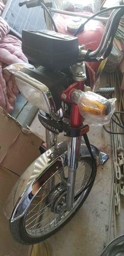 دغه موټرسيکل دي خرڅوم 2020 دي ده 21 په مارکه کي