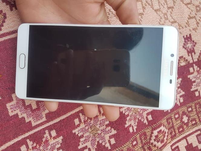 یو دانه ثابته C9 Pro خرڅوم! نوټ! په ایفون 7 سودا هم کوم!