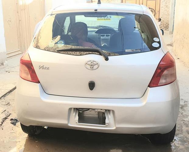 ناواریده دکانټینر دخولي ویتز ماډل 2006 د ویش کاټ بټن سټارټ 0