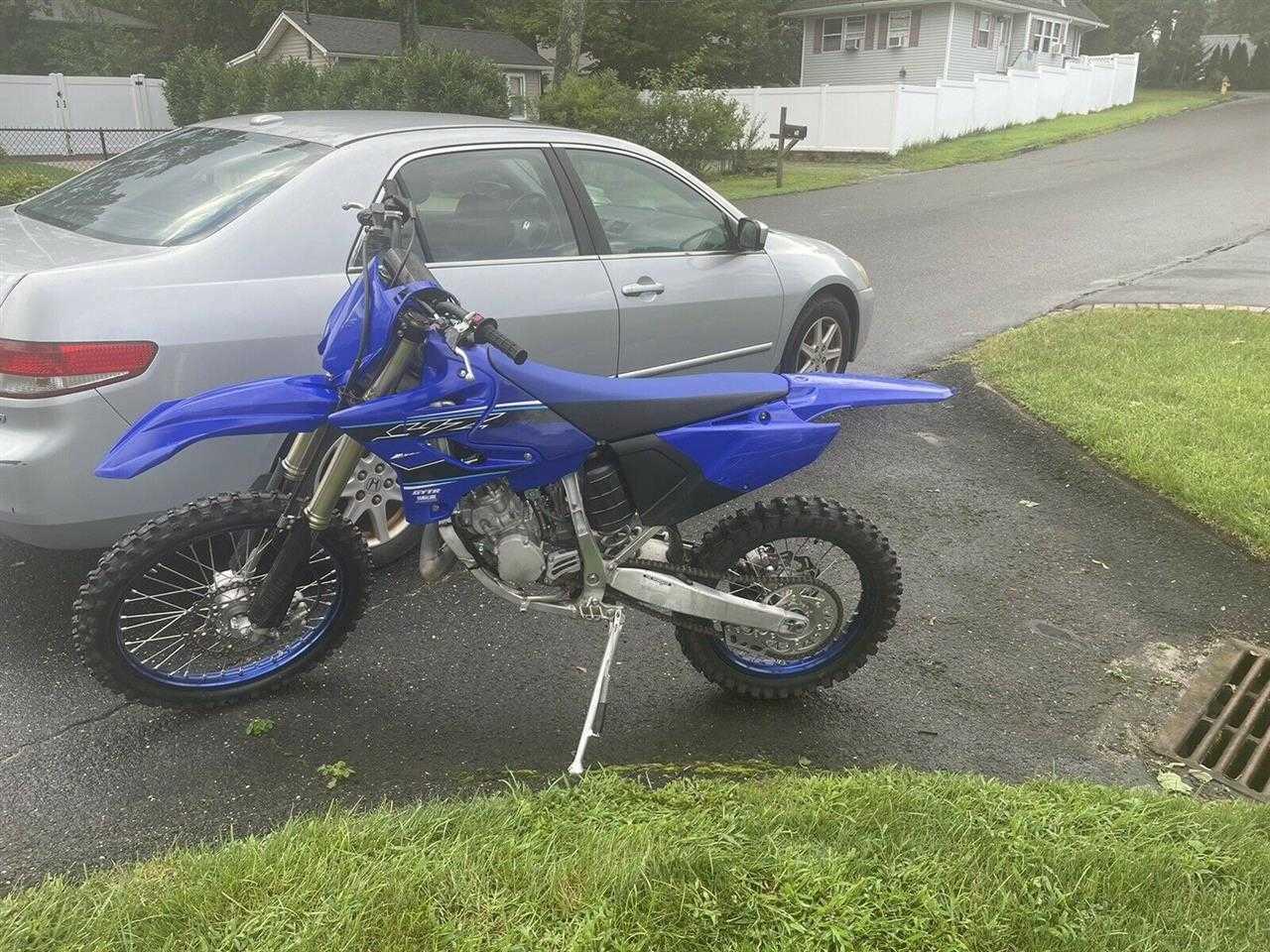 Yamaha-YZ-125cc-dirt-bike-2021
