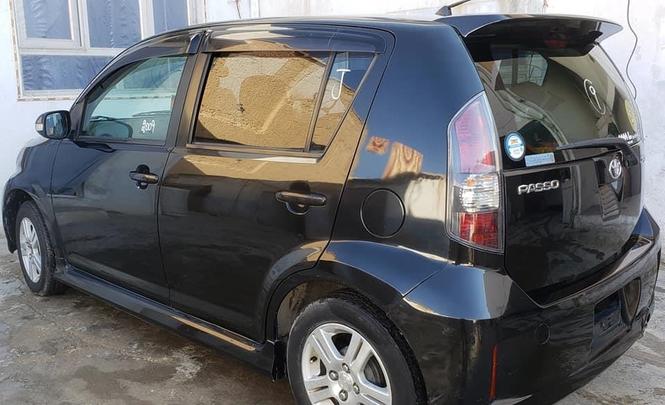دخرڅ موټر ناواریده دویش کاټ دچلاوپه زمانت غټ ماشین 1300cc په