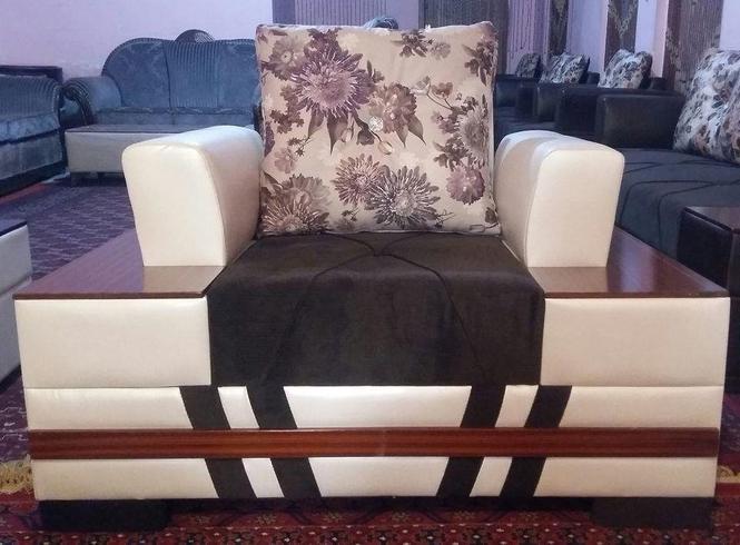 یک سیت کوچ 7نفره ترکی شکل کاملا جدید موجود در چند رنگ 072979