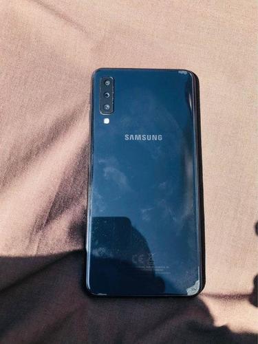 SUMSUNG A7 2018 128GB