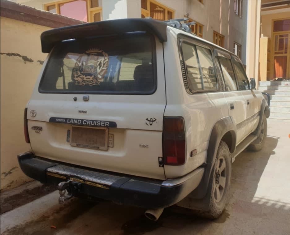 Toyota-Landcruzir