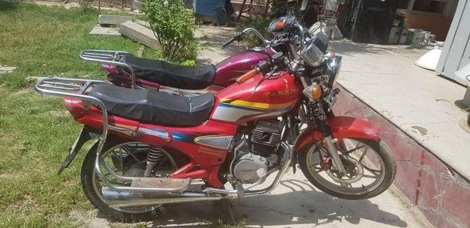 دو عراده موتر سایکل کرولا
