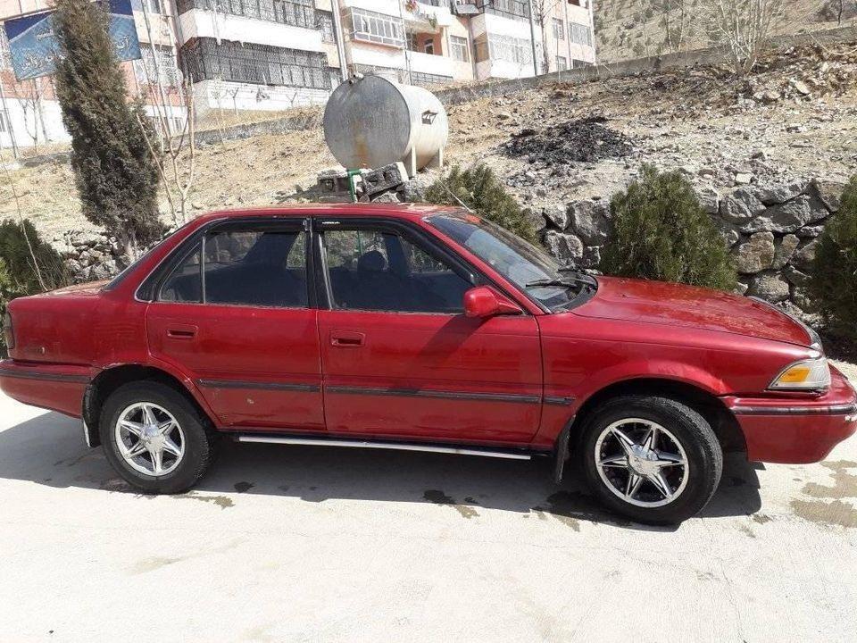 کرولا-کانادایی-1990