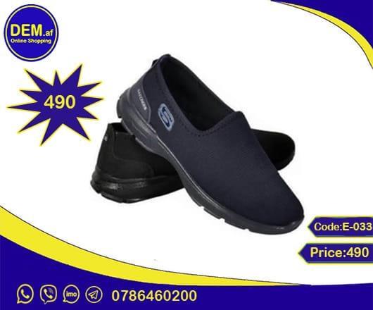 سکیچرز بسیار راحت و گرم درب منزل تان تحویل میدهیم