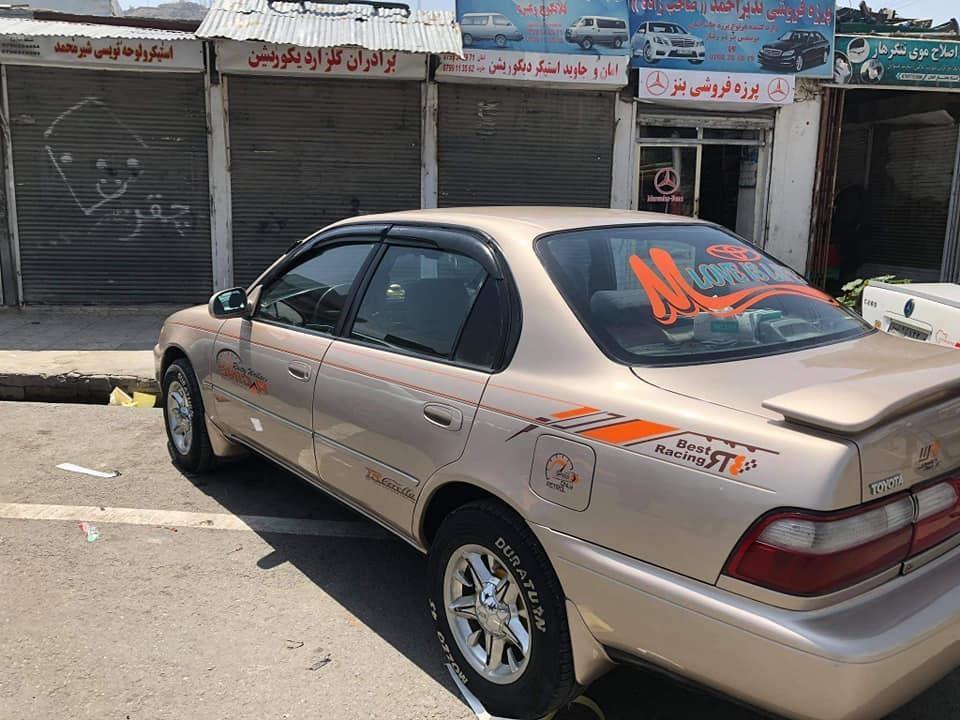 موتر-فروشی-کورلا-کانادایی