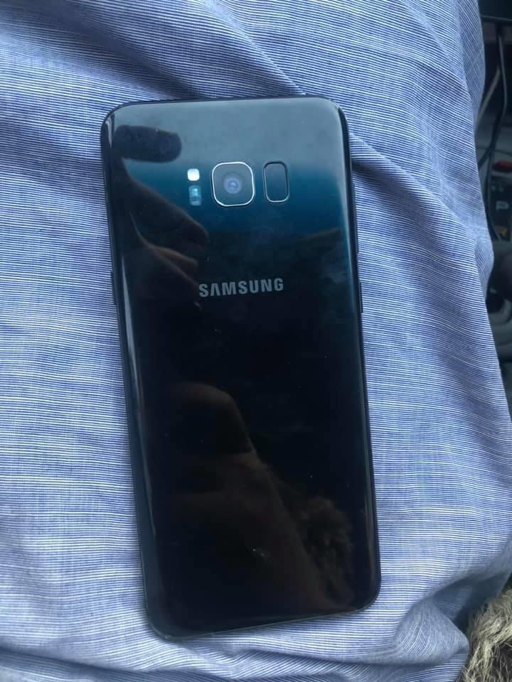 Galaxy-s8+-dot-dar-64-gb-1-SIM-card-0766043213