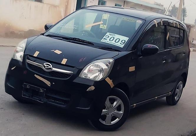 نواريده ميرا چت کات غټ ماشن تور رنګ2010مادل شه موتر دى 07003
