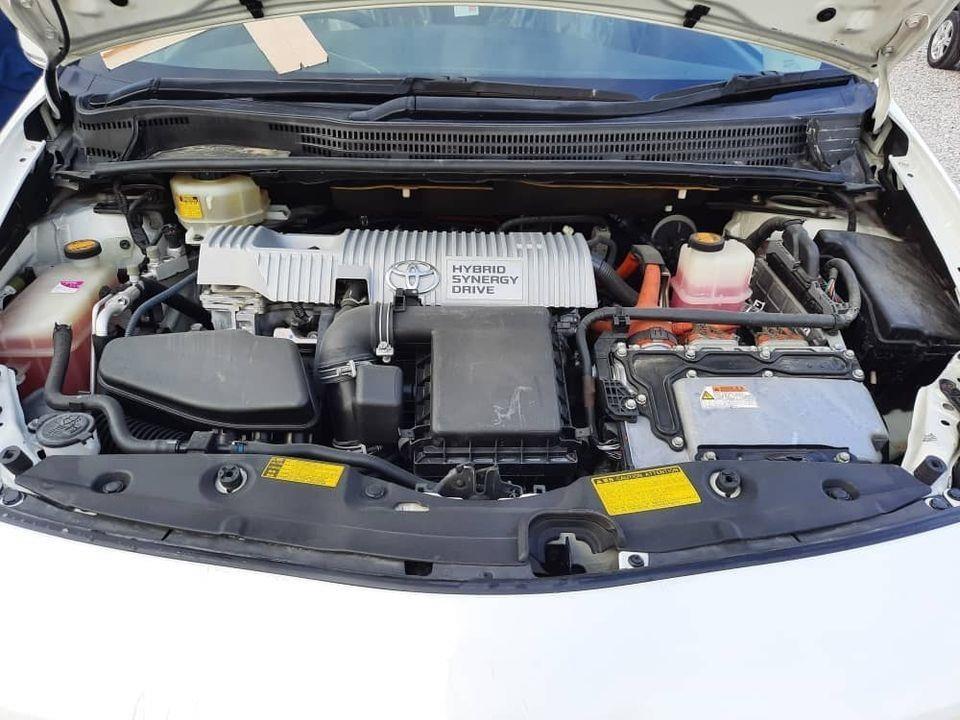 Toyota-Prius-2010-Hybrid
