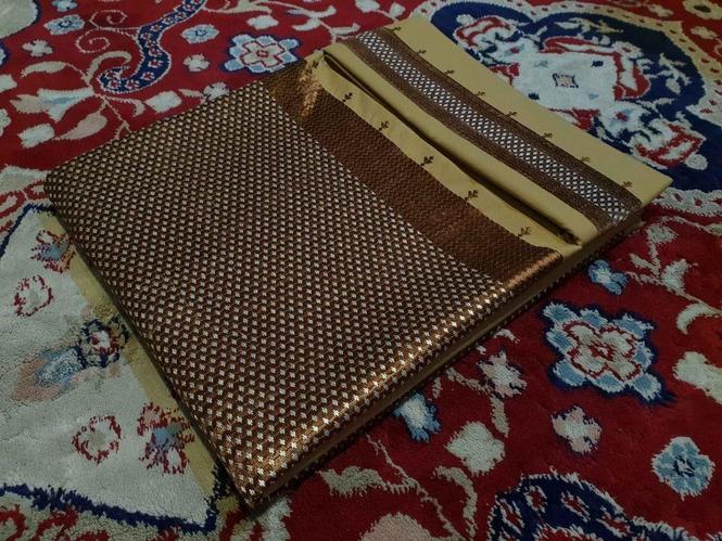 ښایسته چوکاټی غاړه راغلی ده ښایسته خامک اواصلی 5متره ټوکر