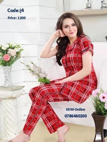 لباس راحت برای داخل منزل زنانه و مردانه