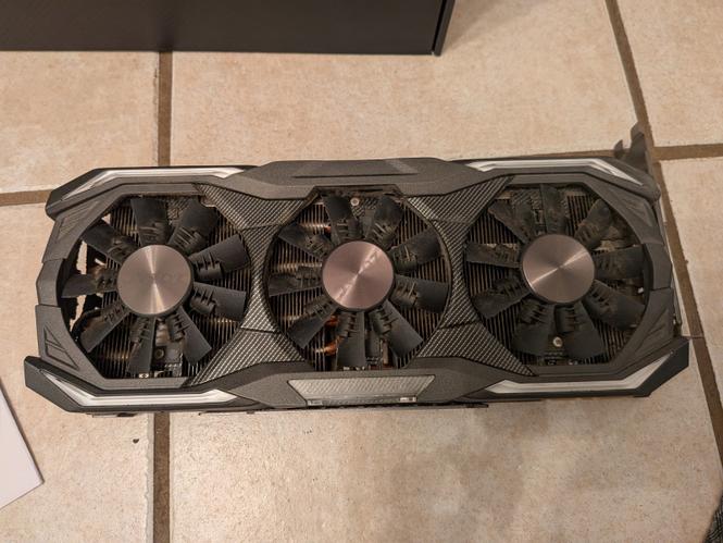 Zotac AMP GeForce GTX 1080 Extreme Edition 8GB  Works, All P