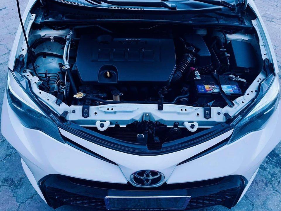 ToYoTa-Corolla-2014