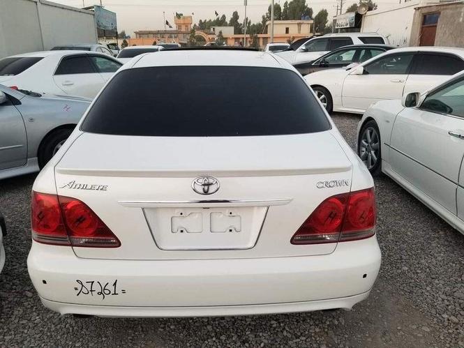 کرون 2005 جاپانی سندوف داره 3000سی سی د کمپنی رنګ کی 15 ورځی