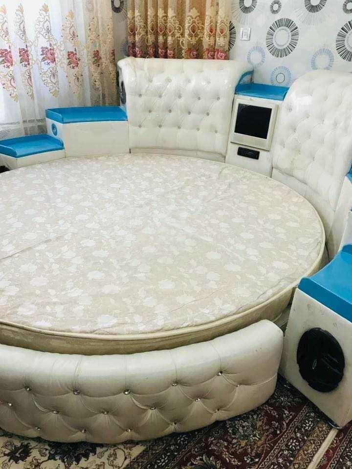 ده-خوب-تخت