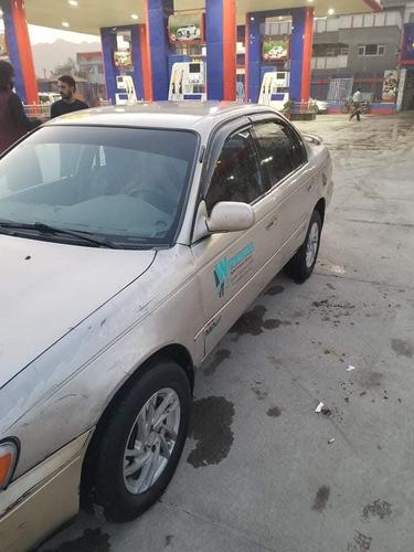 فروش عاجل کرولای کانادایی 95