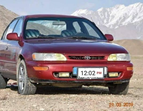 یک عراده کرولا کانادایی