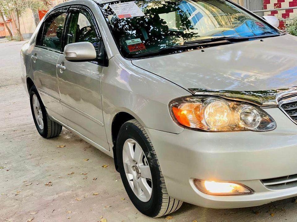 COROLLA-2004