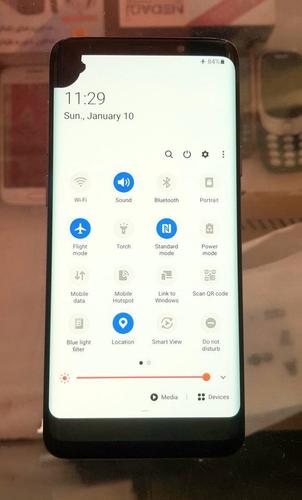 S9+ خالدار کارتندار نو در حد صفر بدون خط و خش مشخصات روی