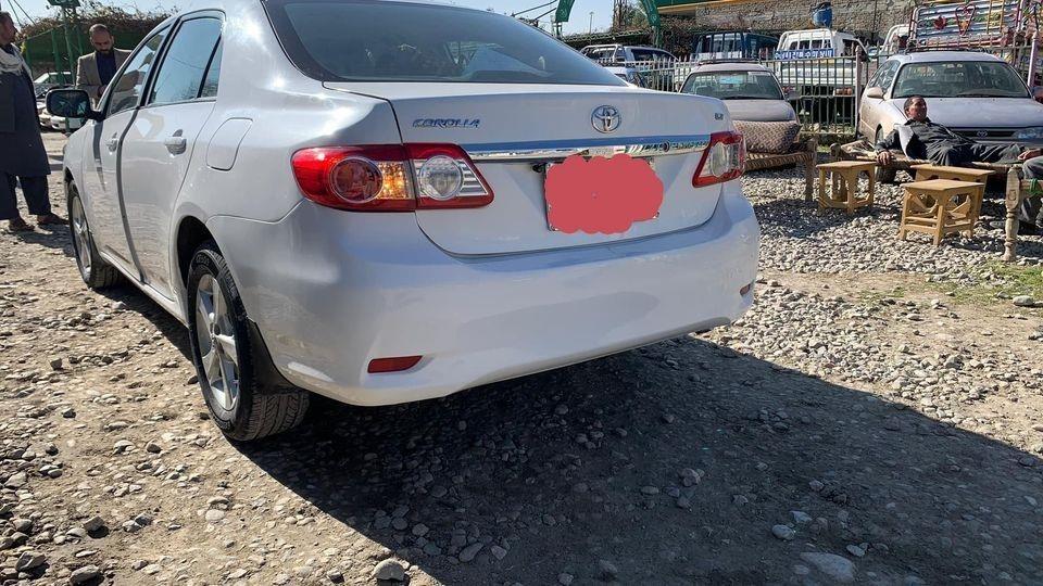 Toyota-corolla-2011