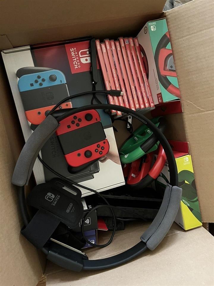 Nintendo-HAC-001-32GB-Switch-Console---Black-W--Games-And-Ac