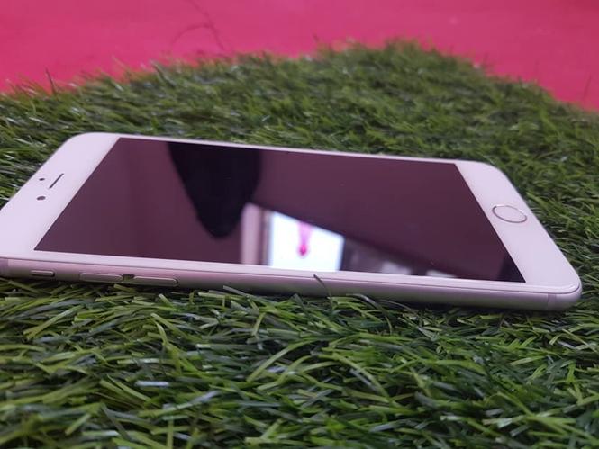 Iphone 6 s plus 64 GB very new used of america 0786256975
