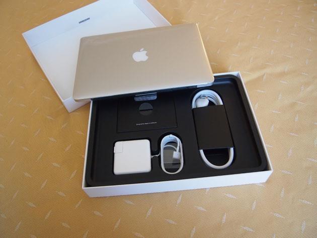 Unboxing the 13-Inch Apple MacBook Pro With Retina