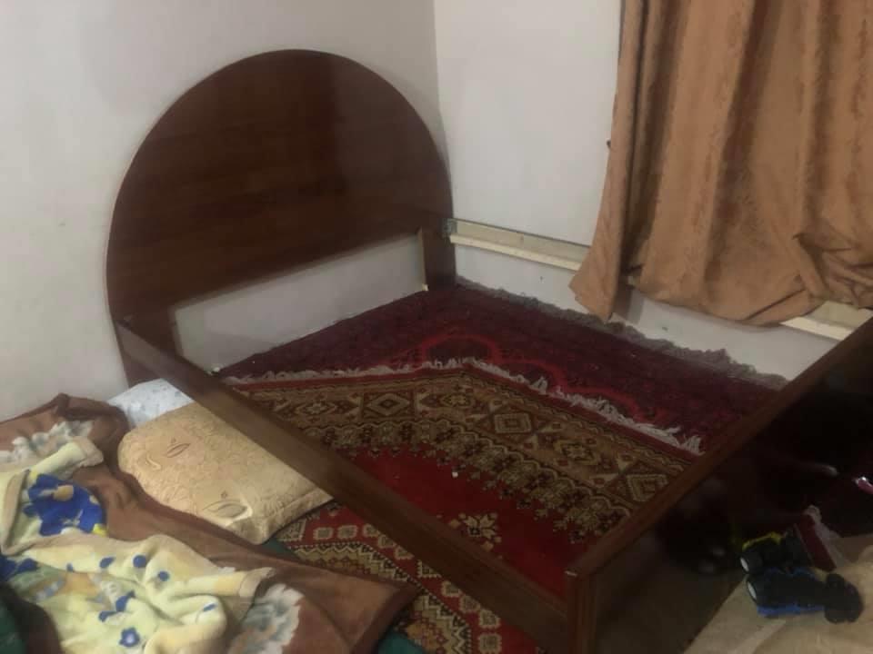 تخت-خواب-۲-نفری-۹۰۰۰-افغانی