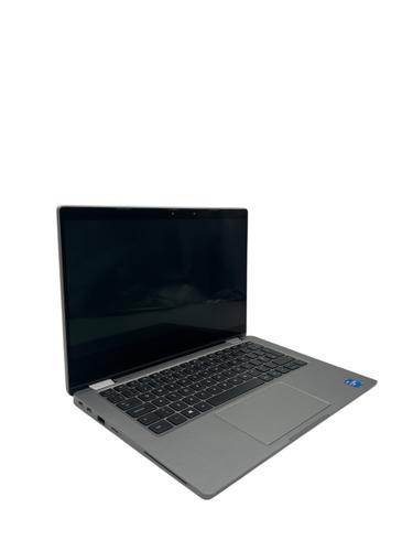 یک دستگاه کامپیوتر از برند DELL