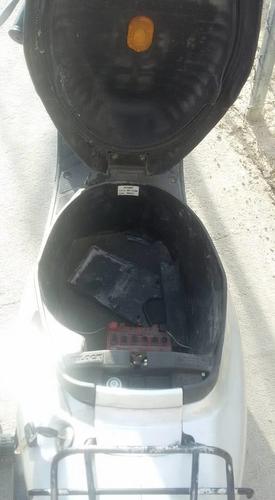 موتر سایکل فروشی