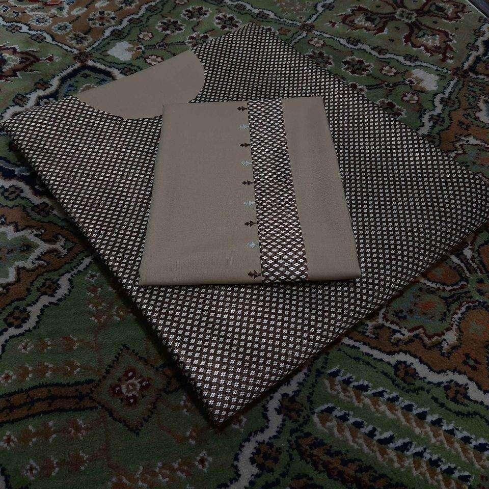 ډیرښایسته-رنګ-او-میده-خامک