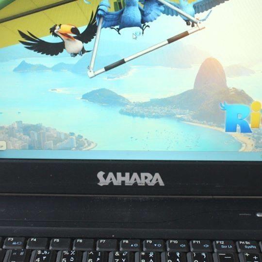 کمپیوتر-لپ-تاب-Laptop-Sahara-Image
