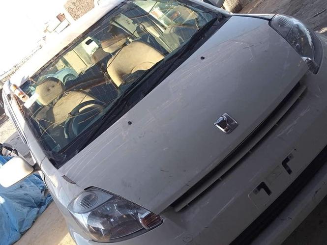 دخرڅ فاسو 2005 ماډل سپين فلوايټ رنګ غټ ماشين *****ادرس ويش س