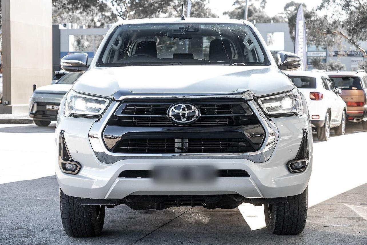 2020-Toyota-Hilux-SR5-Auto-4x4-Double-Cab